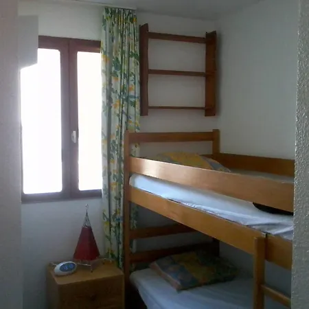 T2 + Avec Piscine, Parking, Proche Commerces - Fr-1-782-64 Apartmán *