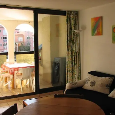 T2 + Avec Piscine, Parking, Proche Commerces - Fr-1-782-64 Apartmán Le Barcarès