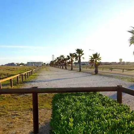 T2 + Avec Piscine, Parking, Proche Commerces - Fr-1-782-64 * Le Barcarès